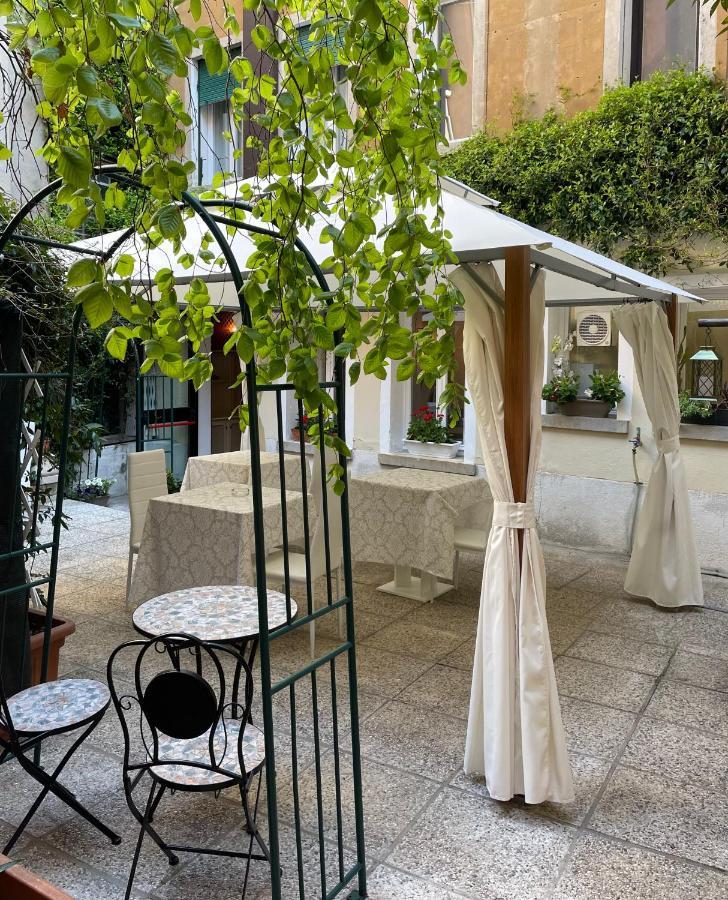 Hotel Apostoli Garden Venice Exterior photo